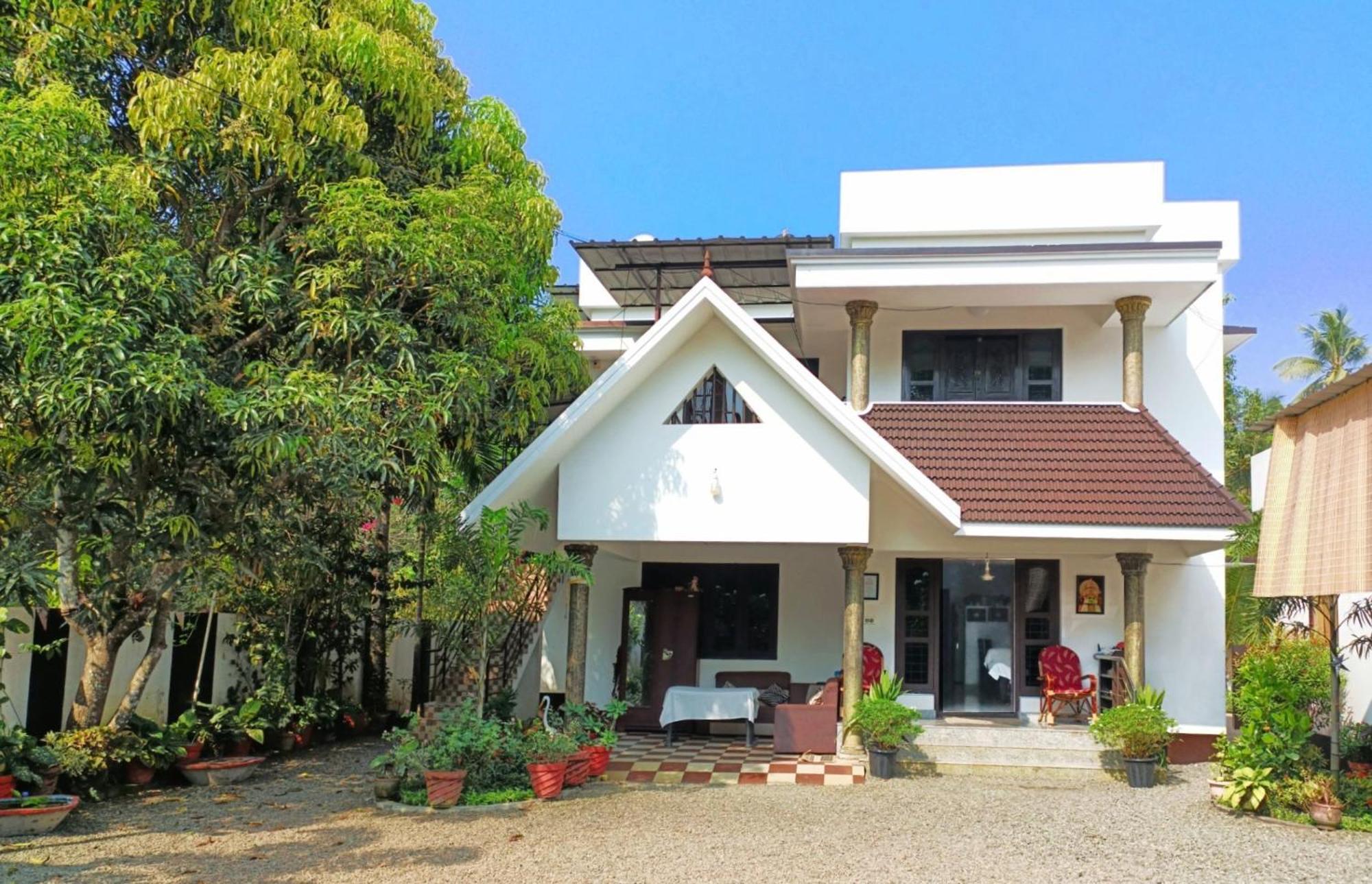 Alma Homestay Марарикулам Екстериор снимка