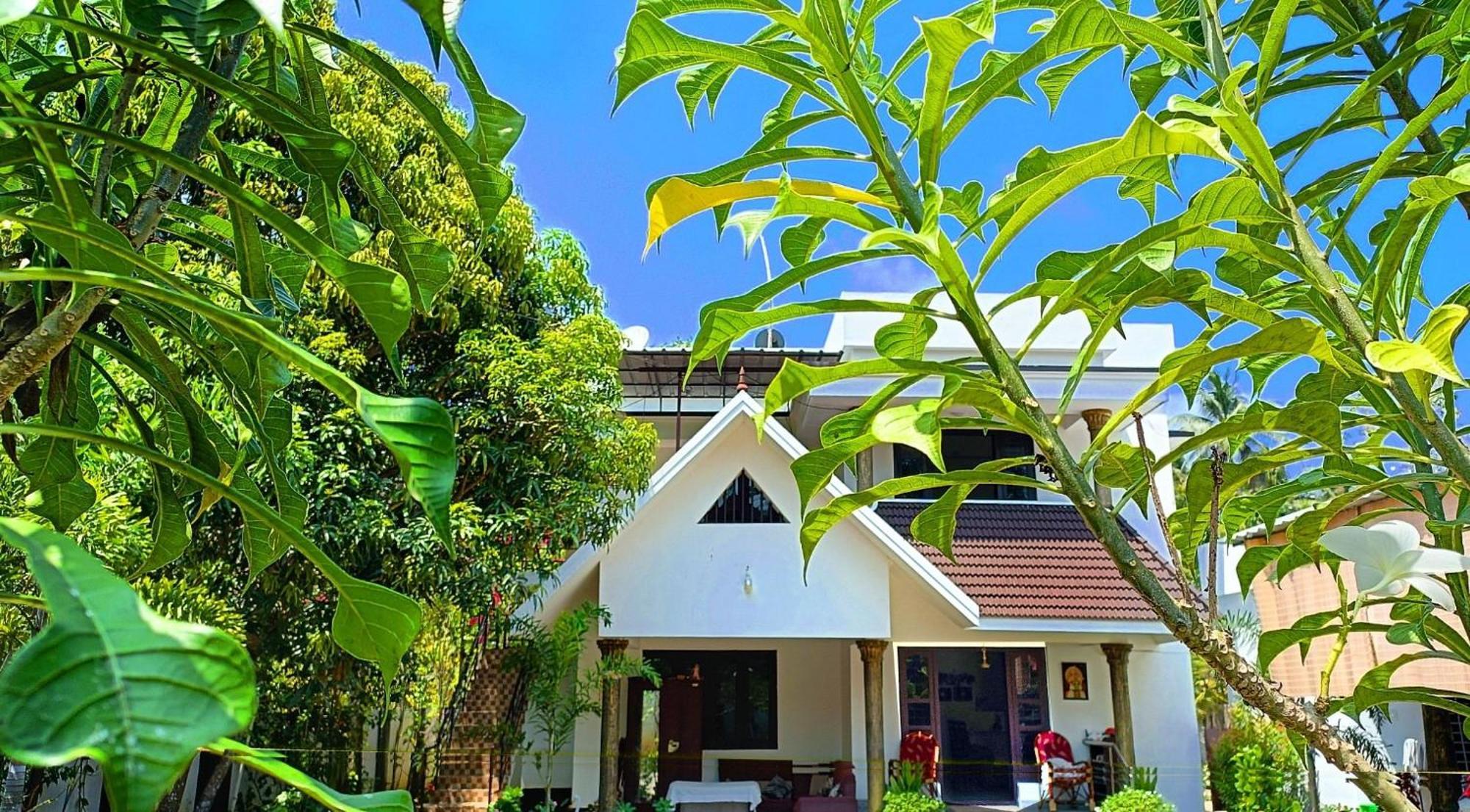 Alma Homestay Марарикулам Екстериор снимка