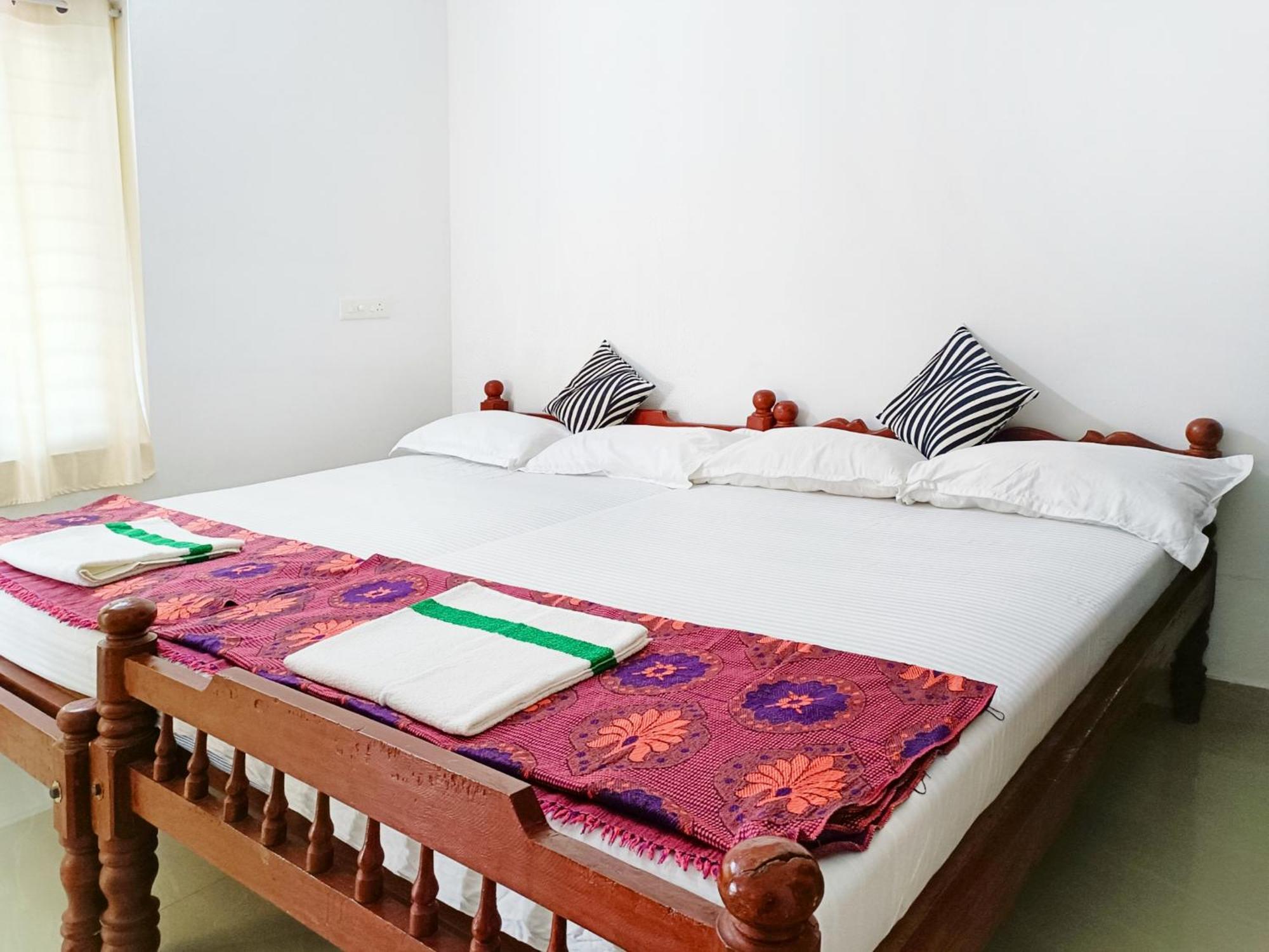Alma Homestay Марарикулам Екстериор снимка