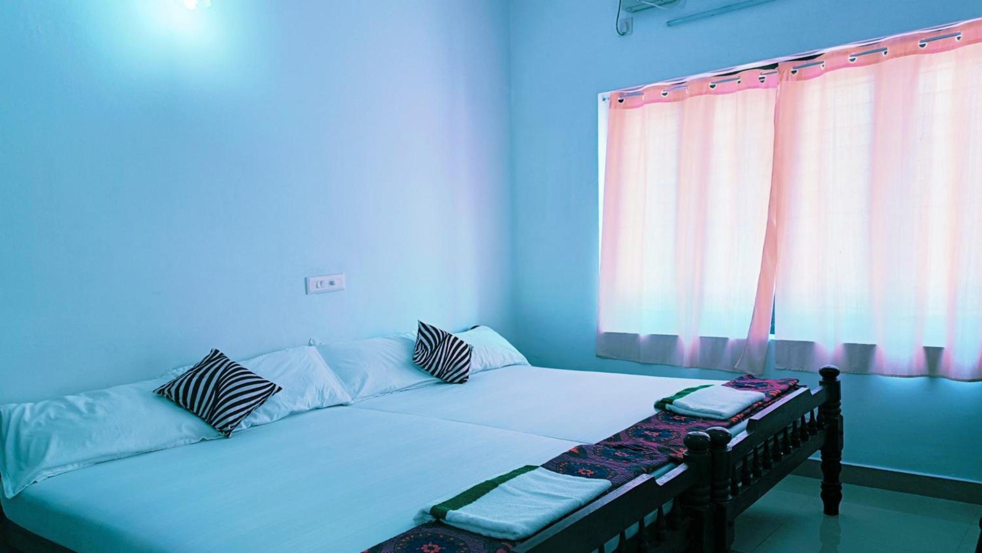 Alma Homestay Марарикулам Екстериор снимка