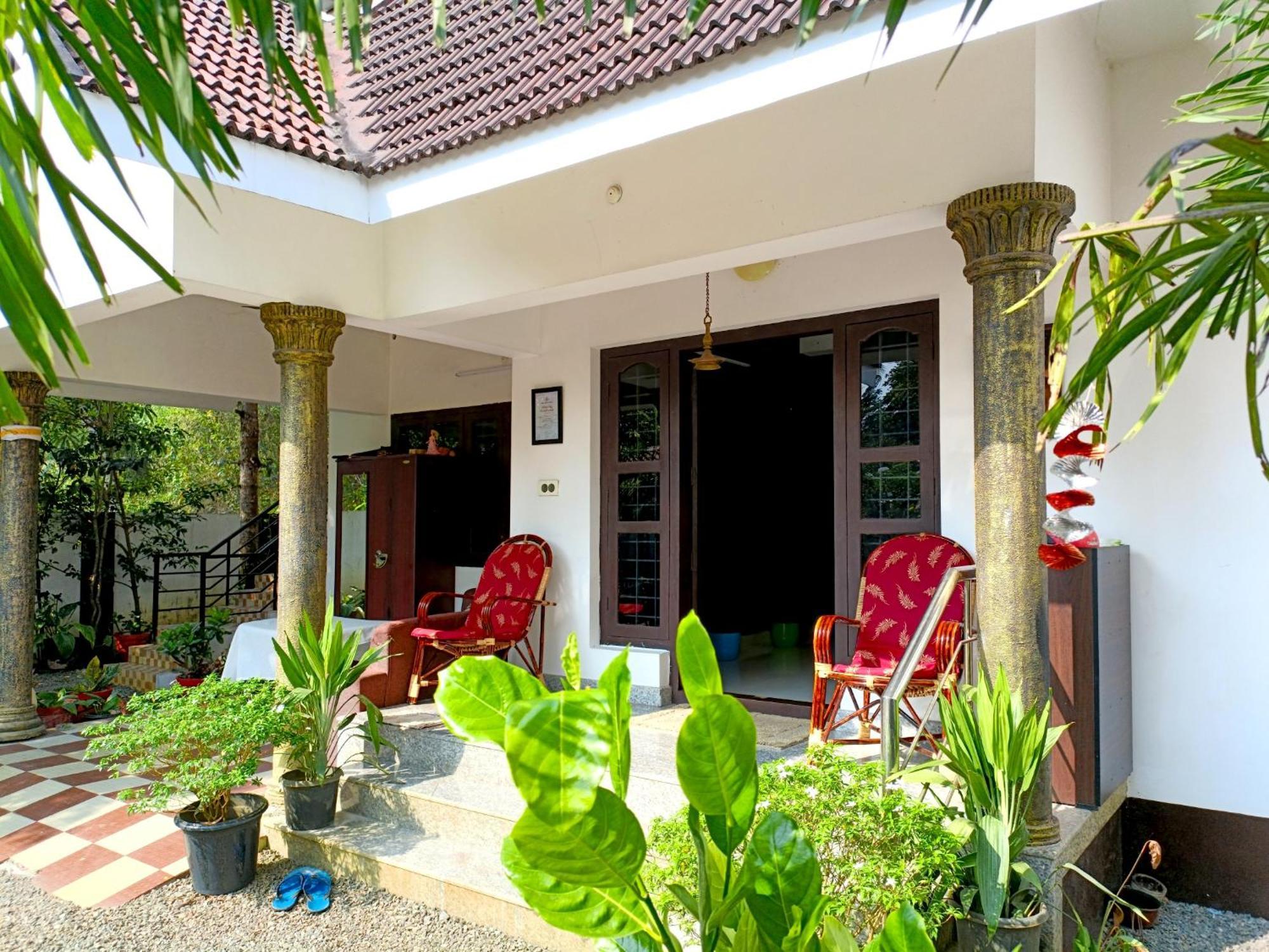 Alma Homestay Марарикулам Екстериор снимка
