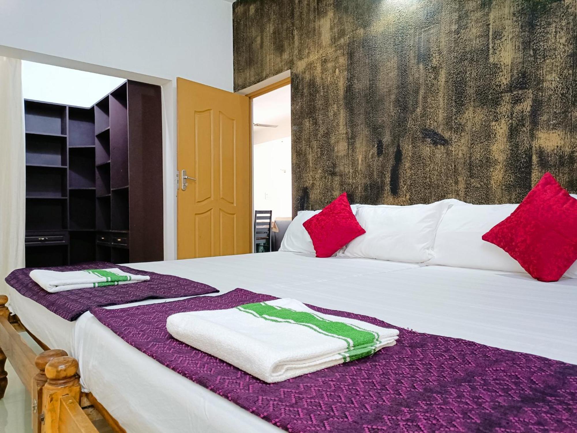 Alma Homestay Марарикулам Екстериор снимка