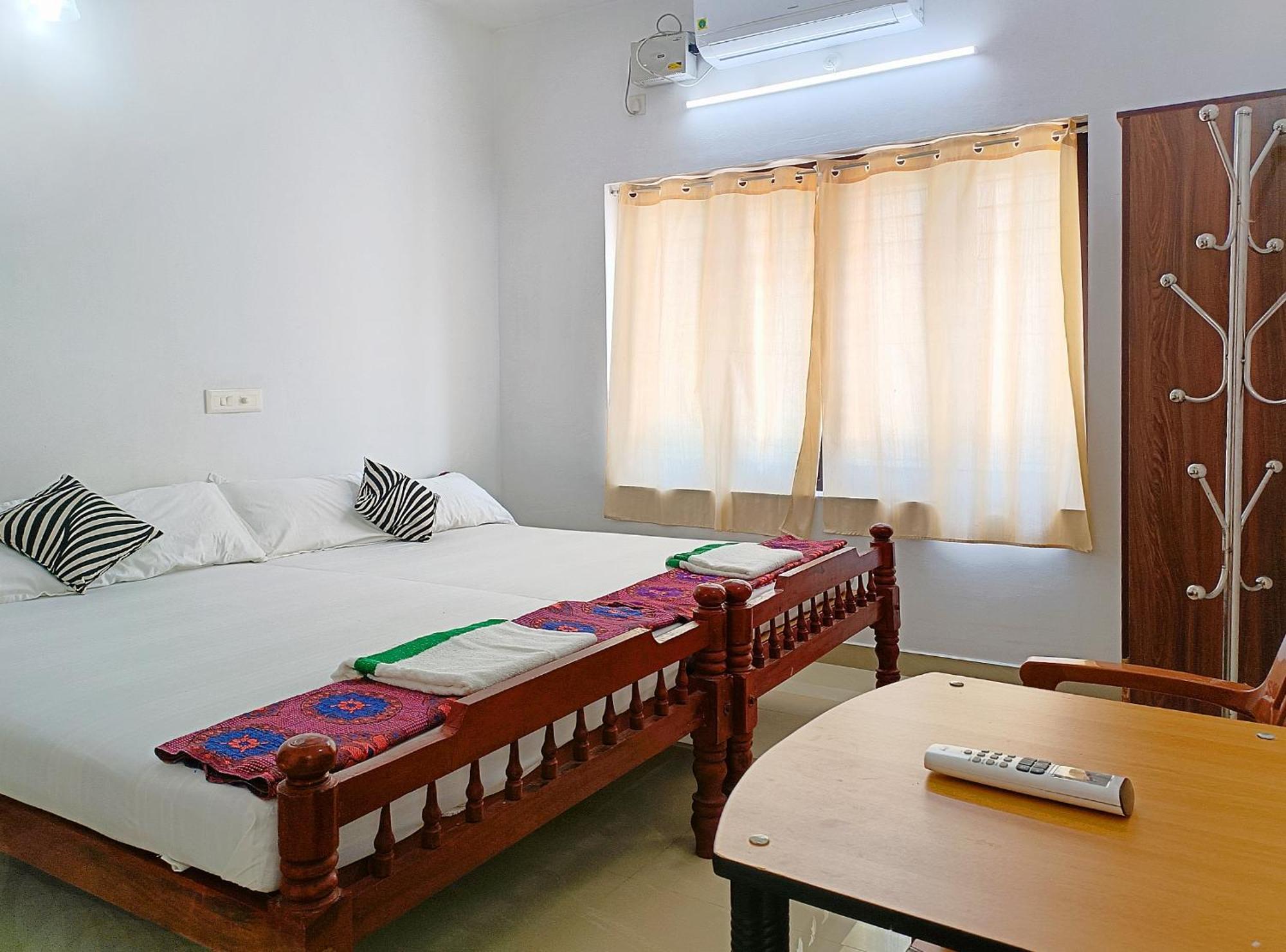 Alma Homestay Марарикулам Екстериор снимка