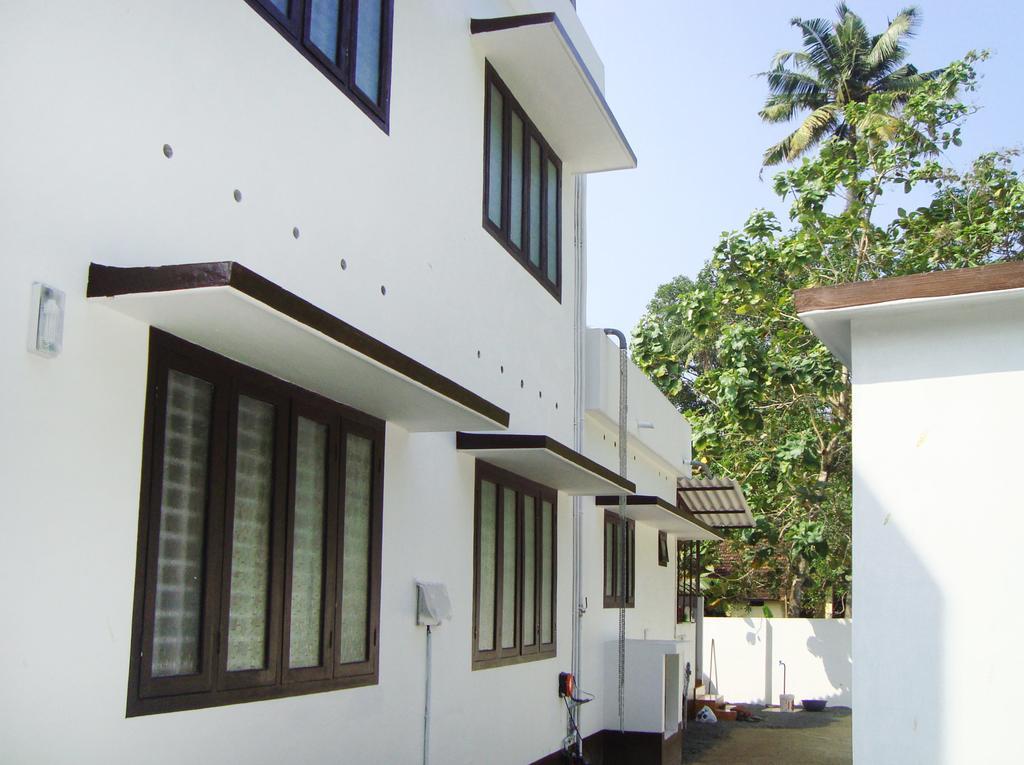 Alma Homestay Марарикулам Екстериор снимка