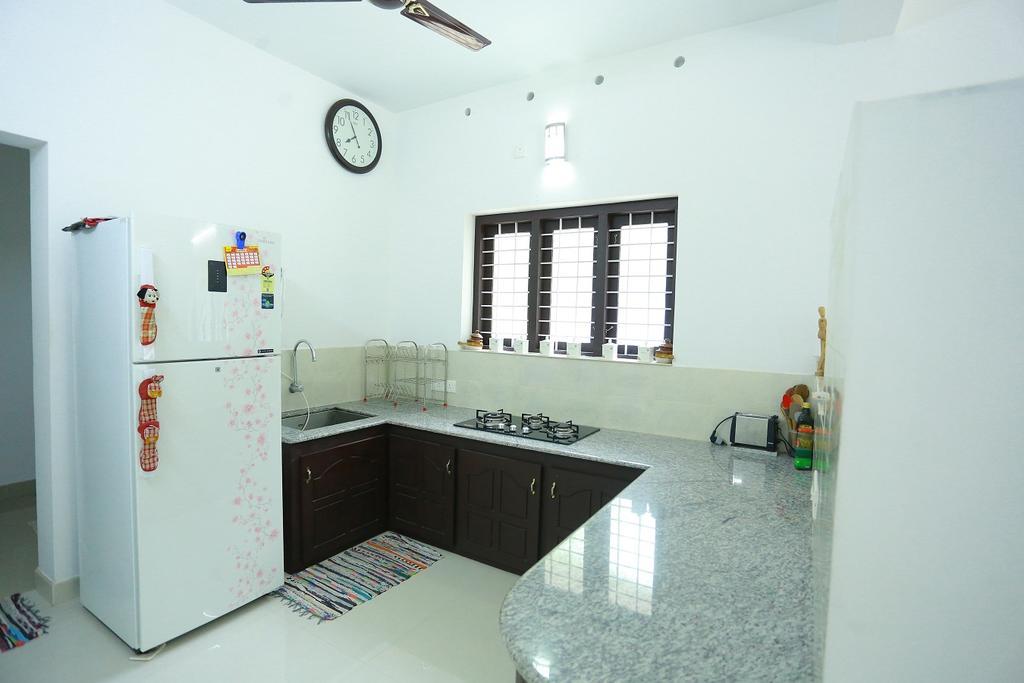 Alma Homestay Марарикулам Екстериор снимка